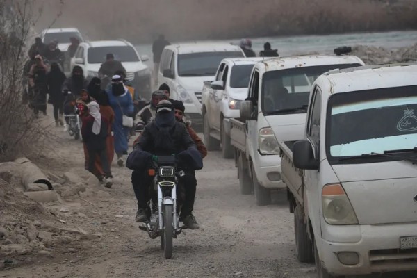ABD'nin Boşluğunu Suriye Dolduracak! Türkiye'nin Savunduğu 'Tek Devlet Tek Ordu' Süreci Güçleniyor